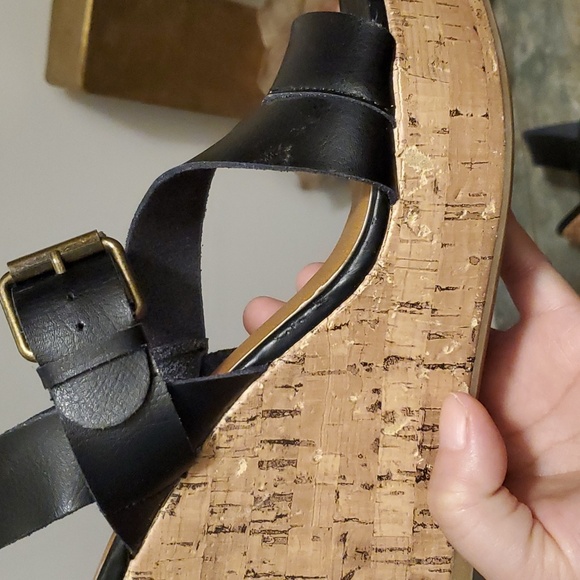 Mossimo Black Wide Strap & Buckle Wedges 8.5 - Picture 9 of 10